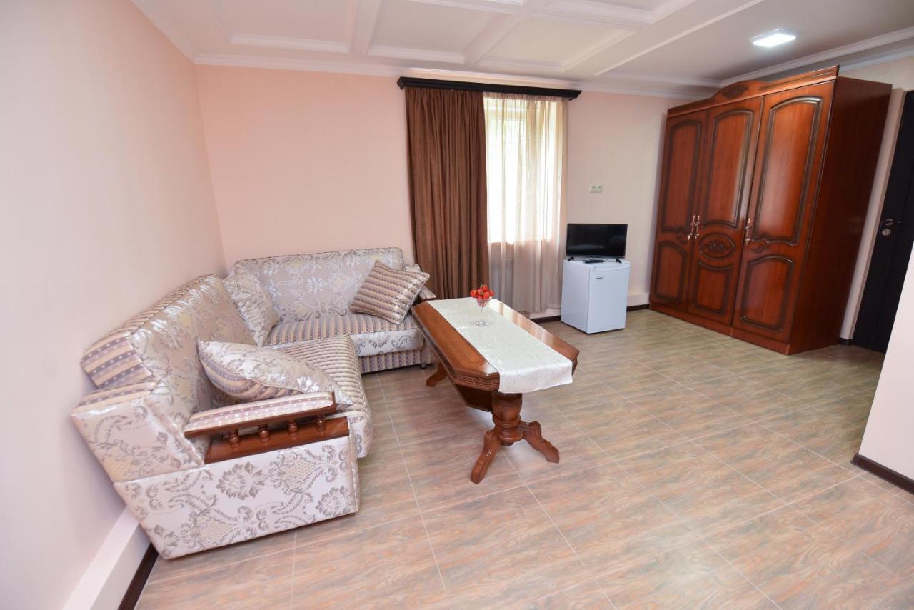 Old City Hotel Alaverdi Ngoại thất bức ảnh